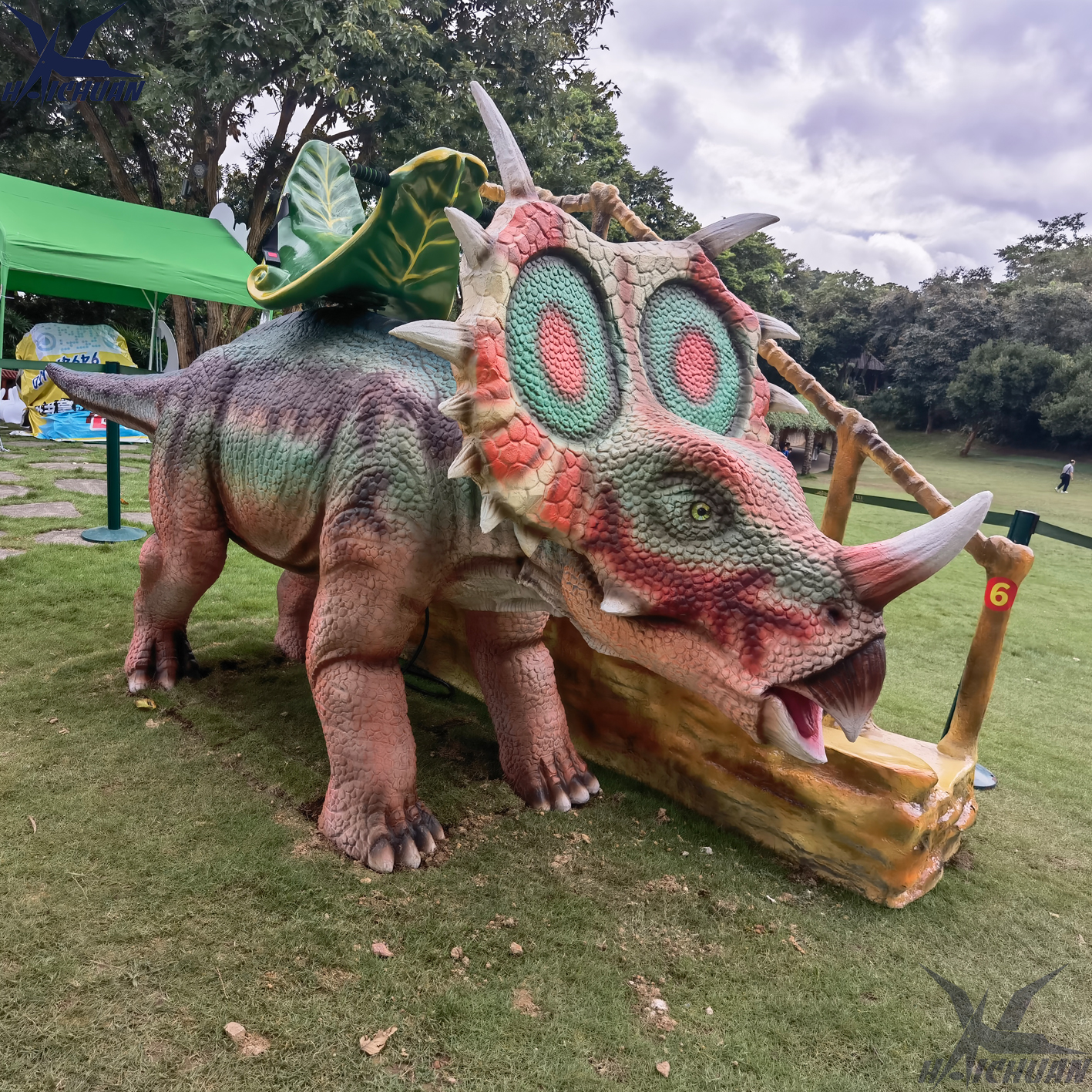 animatronic dinosaur ride